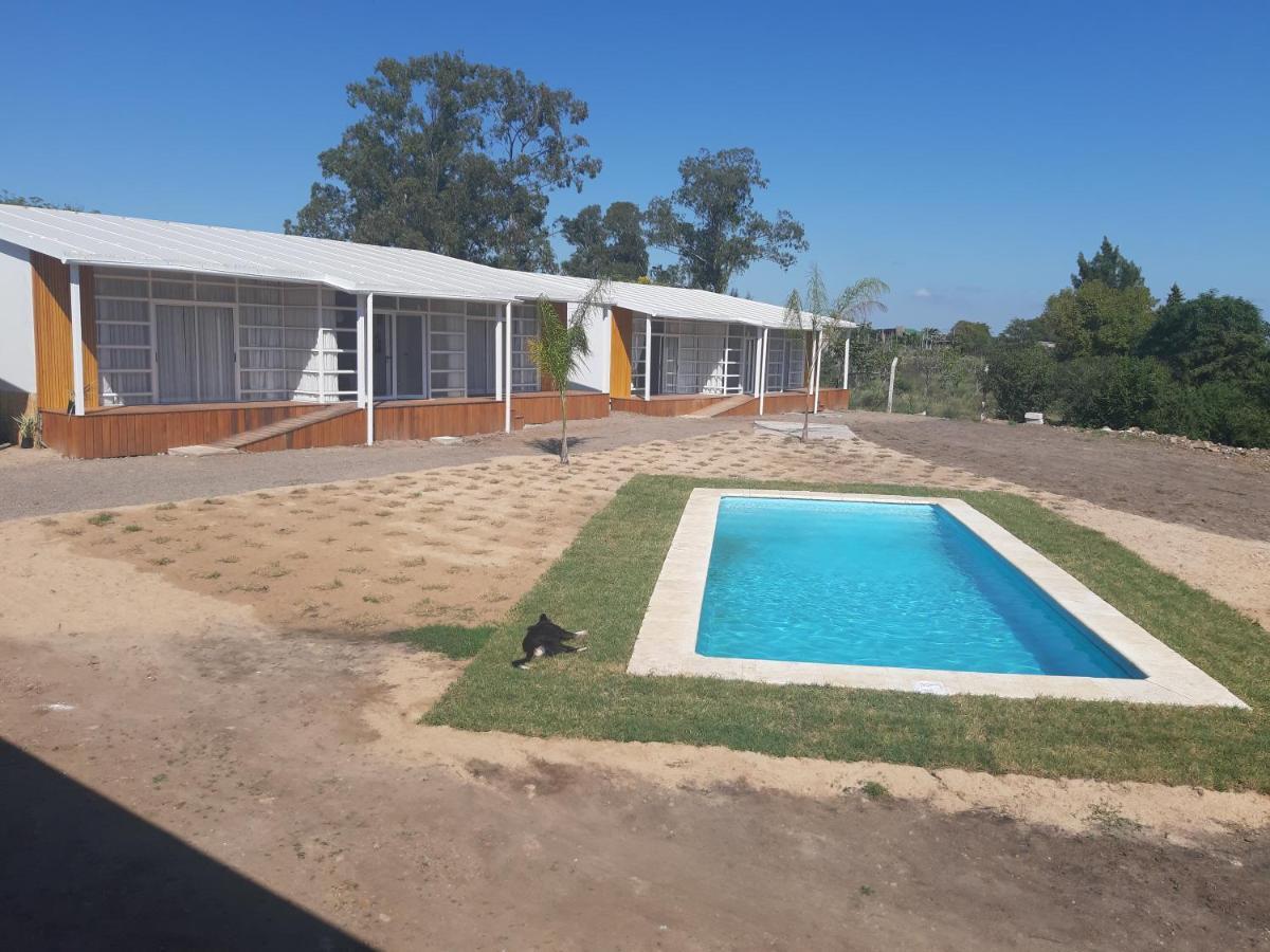 TERRAZAS del rio Negro Centenario Exterior foto