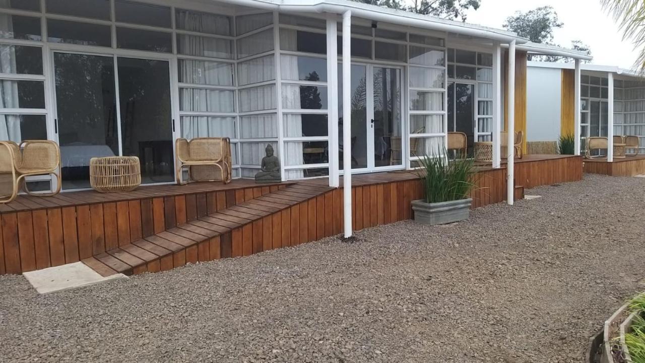 TERRAZAS del rio Negro Centenario Exterior foto